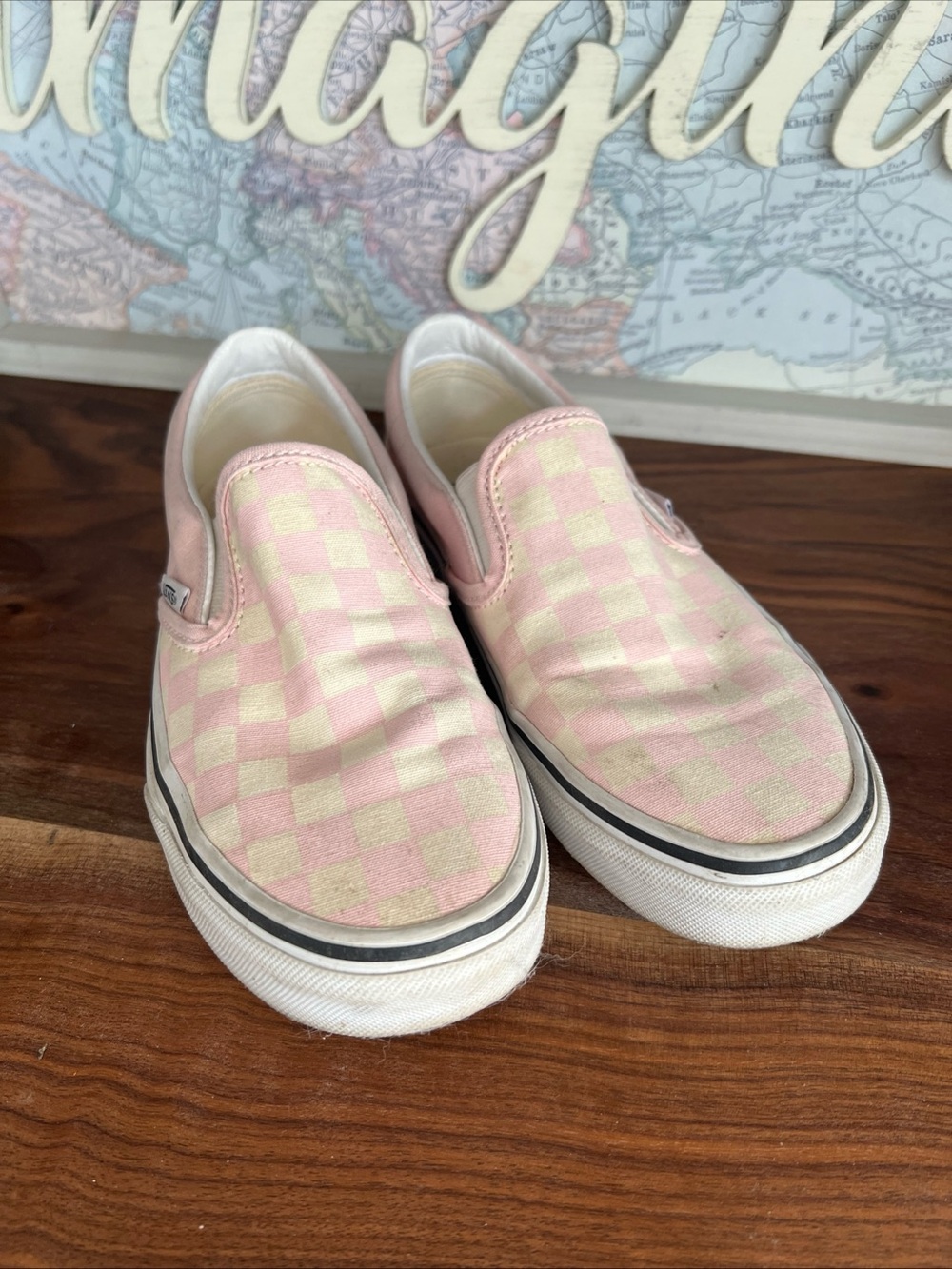 Vans Women’s 7 Men’s 5.5 Classic Slip-On Pink Checkerboard